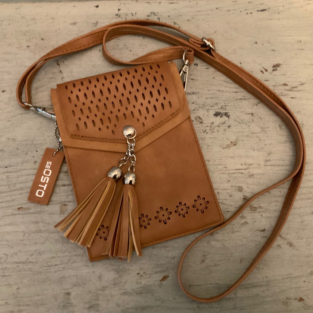SeOsto Tan Faux Leather Laser Cut Floral Small Crossbody Bag Purse Like New